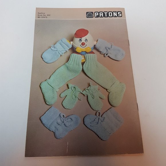 Set of 3 Vintage PATONS BEEHIVE Baby and Toddler Knitting Crochet Pattern Books - Picture 13 of 16